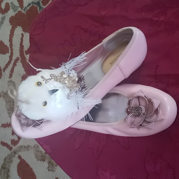 Ladies Pink Flat's by: "Ros Hommerson" - Picture 10 of 12